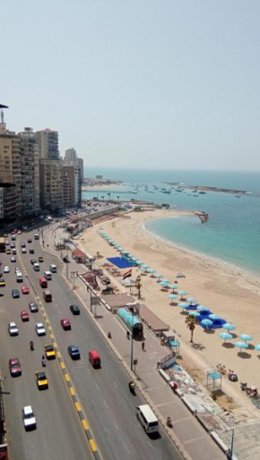 شقة فاخرة فيو بحر مباشر
